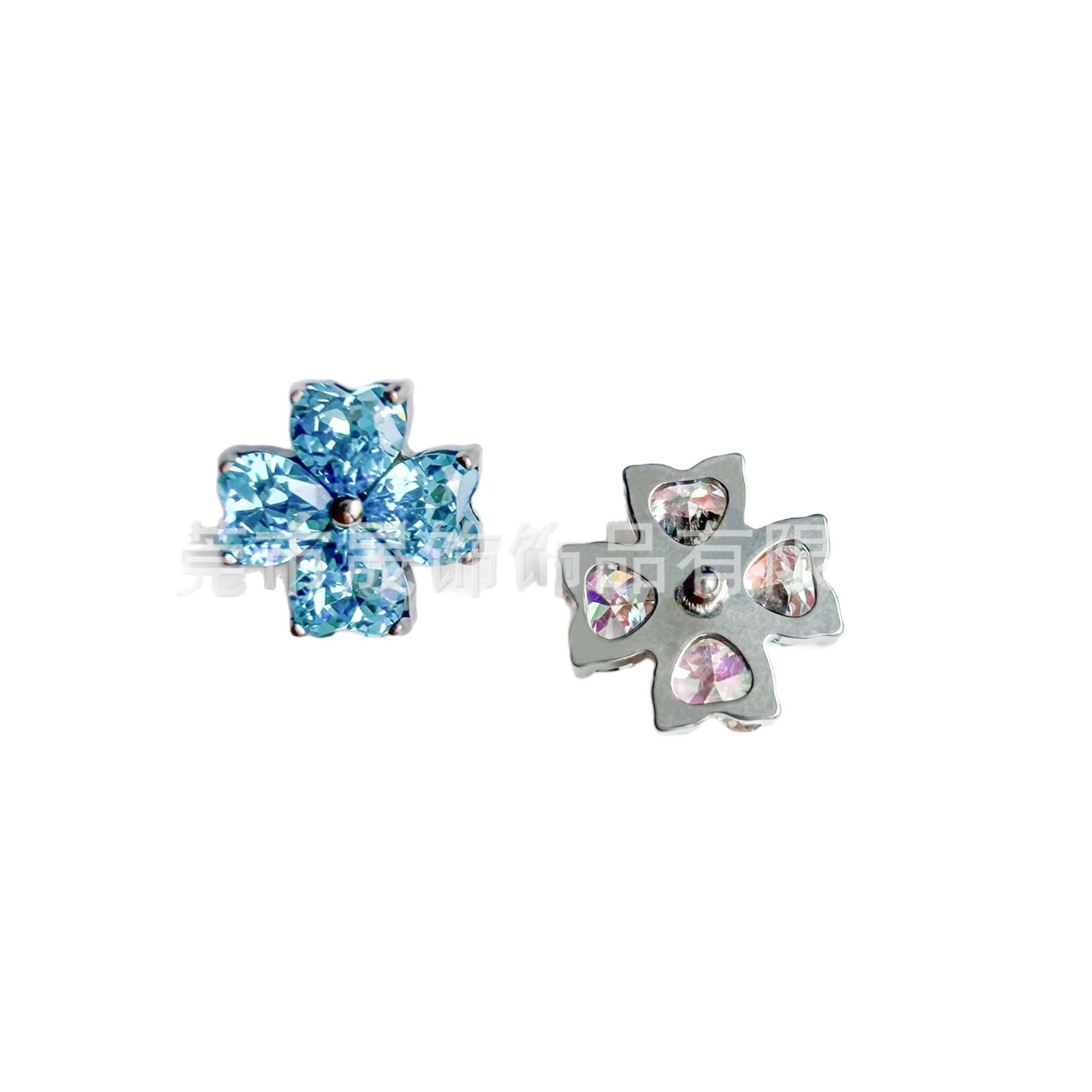 F136 Titanium Heart 四叶草 Cubic Zirconia Ear Stud Helix Cartilage Stud G23 Implant Grade Titanium 内牙 Labret Stud 人体 Piercing Jewelry