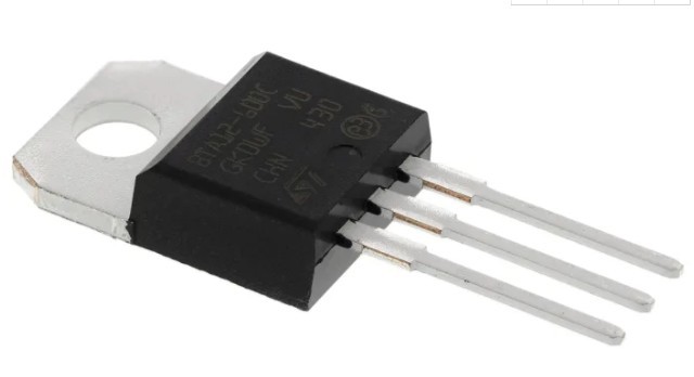 现货ST/BTA12-600CRG晶闸管TRIAC 12A 600V  TO-220ABIns原装正品
