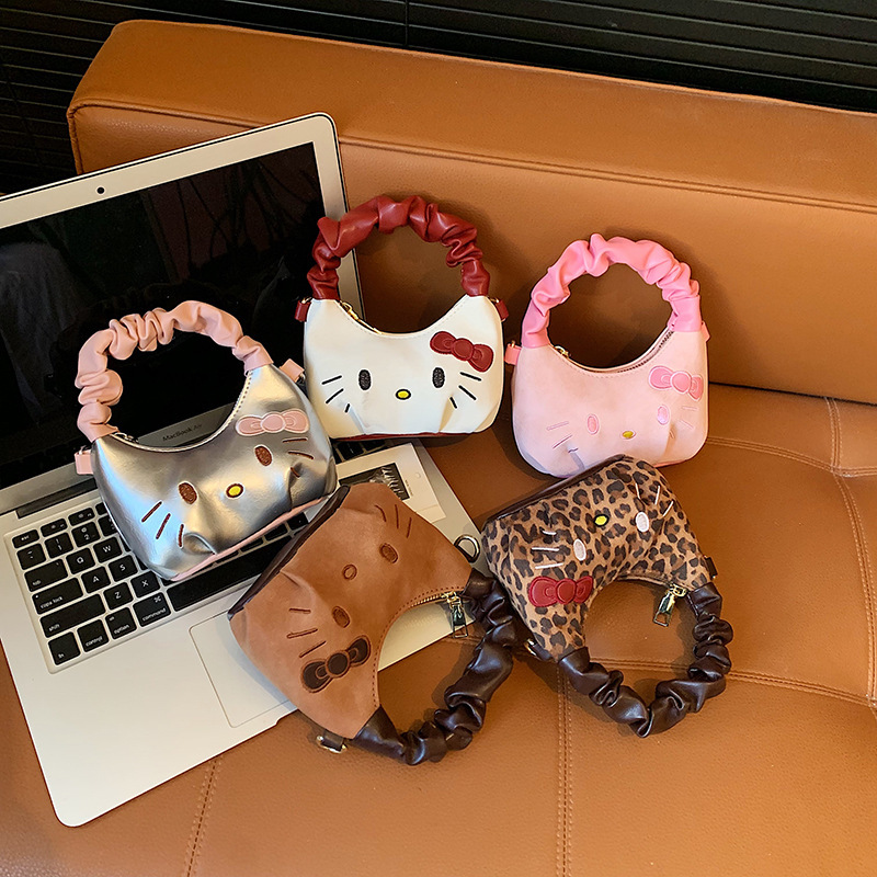 Korean Version of the Ins Cartoon Hello Kitty Shoulder Crossbody Bag for Women, Niche Design, Retro Pleated, Cute and Exquisite Handbag Korean Version of the Ins Cartoon Hello Kitty Shoulder Crossbody Bag for Women, Niche Design, Retro Pleated, Cute and Exquisite Handbag