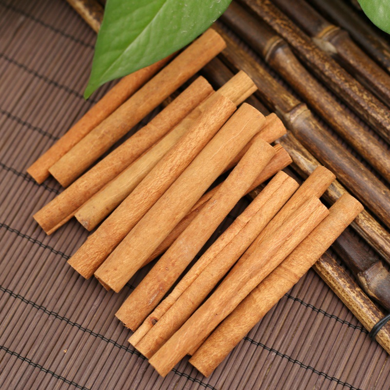 Guangxi Cinnamon Stick Craft Decorative Gift Wholesale Cinnamon Stick Red Wine Brew Coffee Smoking Cinnamon