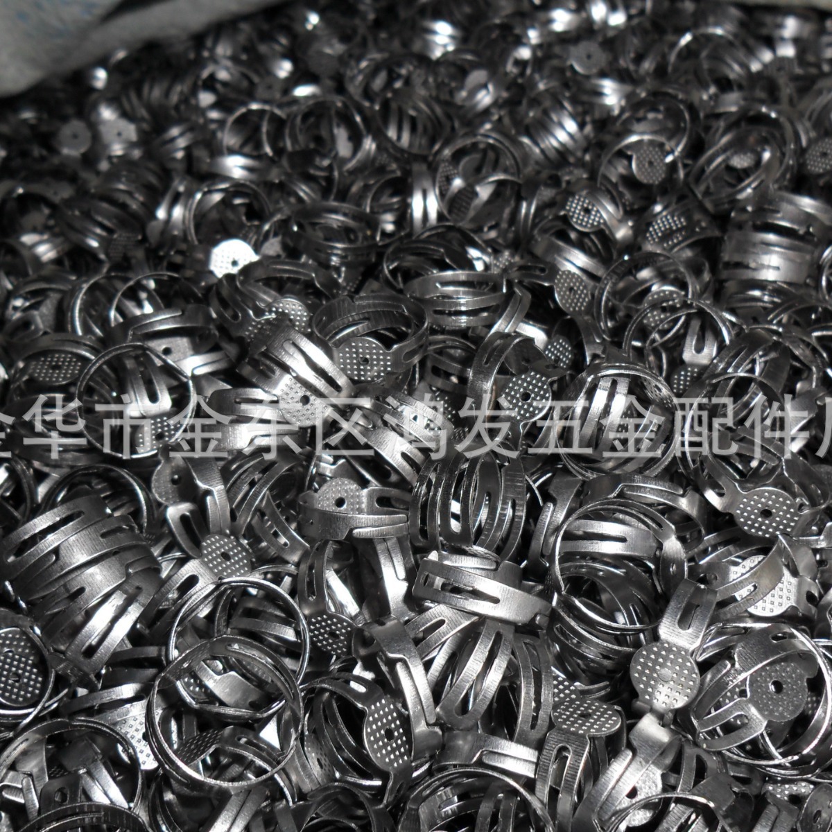 供应铁皮戒指 不锈钢冲压件 金属配件加工 通用五金配件加工