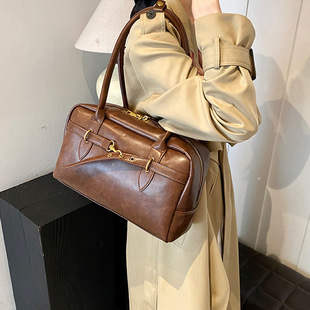 Retro Large Capacity Underarm Bag Women's 2025 New Spring and Summer Shoulder Bag Portable Commuting Boston Pillow Bag