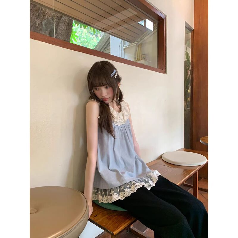 Sweet and Youthful Japanese-Style Sleeveless Loose Shirt for Women, New Summer Model with Lace Trim, College Style, Vacation Style Top