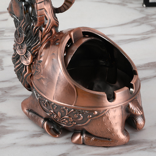 Cute goat animal retro metal ashtray creative personality coffee table car stylish ashtray inside the car