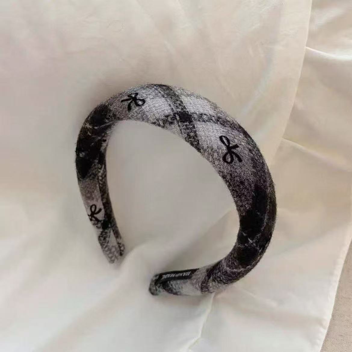 Otoño y invierno Meilade coreano retro estricto esponja cabeza de banda nueva variedad de terciopelo alto cráneo ancho banda de cabello mayorista