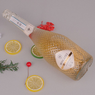 �㙉�ƵͶȵͶ�΢��Ůʿ���ݾ� ���Ѿ� ���Ƽt���������㙉�����l