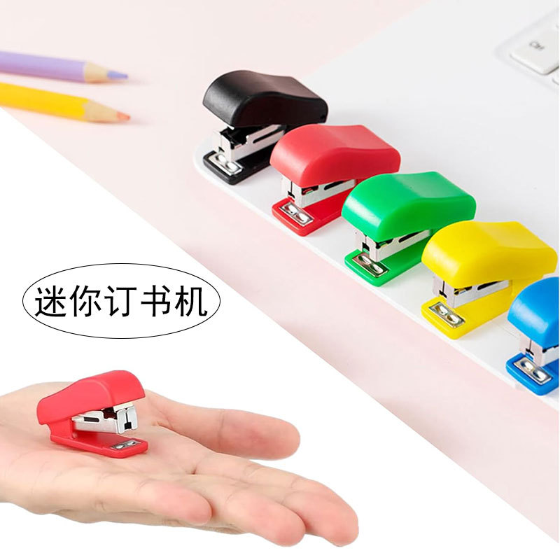 Amazon Hot Sale Mini Labor Saving Stapler Cartoon Set Stapler Use 10# Pin Simple Mini
