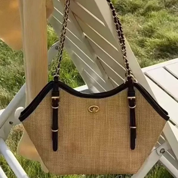 Large Capacity Hand-Woven Tote Bag For Women 2026 New Arrival Luxury Niche High-End Commuter Shoulder Bag - Thumbnail 3