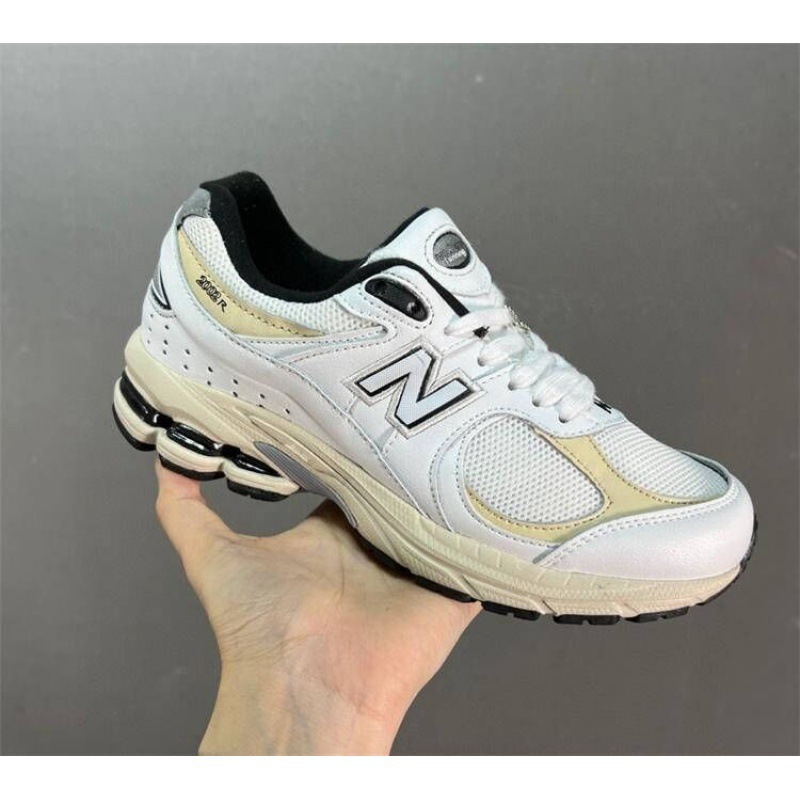 밀키 화이트 2002 화이트