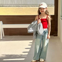 Aimo Bebe детская одежда для девочек короткая модная горячая девушка слинг прилив для детей сладкая кружевная буквенный жилет