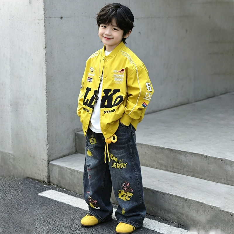 Boys' Autumn Baseball Collar Jacket Set Children's Printed Motorcycle Jacket Cartoon Wide-Leg Jeans Two-Piece Set Boys' Autumn Baseball Collar Jacket Set Children's Printed Motorcycle Jacket Cartoon Wide-Leg Jeans Two-Piece Set