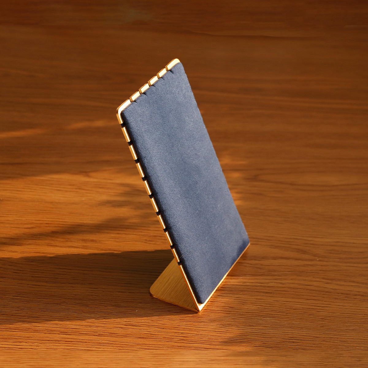 ��λ����չʾ�ܶ��������������ɹҼ��޲���Ʒ���м����������ɰ�