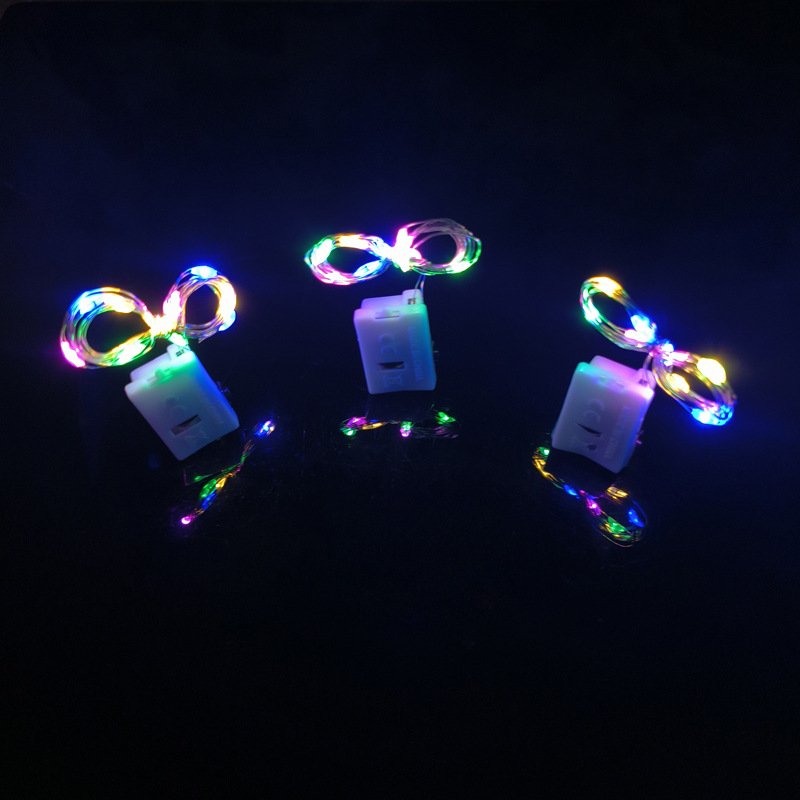 Cadena de luz LED pequeña caja blanca de cuatro paradas ajustable de alambre de cobre caja de regalo para hornear ramo de flores pastel de Navidad luces de colores decorativas