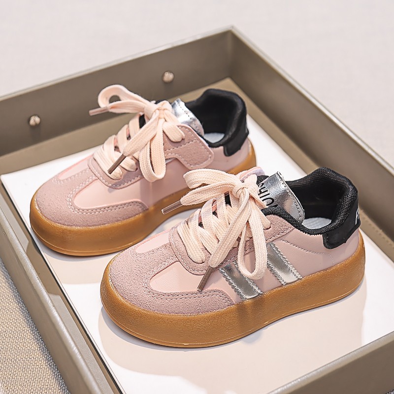 Zapatos individuales para niños 2024 primavera y otoño nuevo estilo niños y niñas suela suave zapatos blancos zapatos deportivos zapatos de entrenamiento alemán zapatos para correr para estudiantes