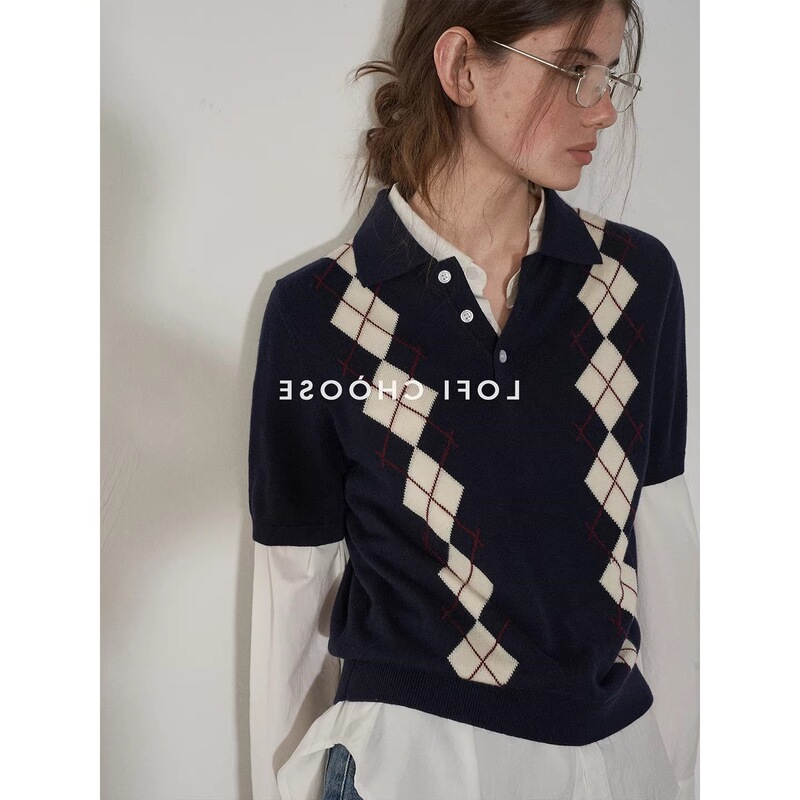 Lofi Chose Retro Diamond-Patterned Polo Collar Short-Sleeve Knit Top for Women, Spring Season, High-End Feel, Loose Fit, Versatile Top