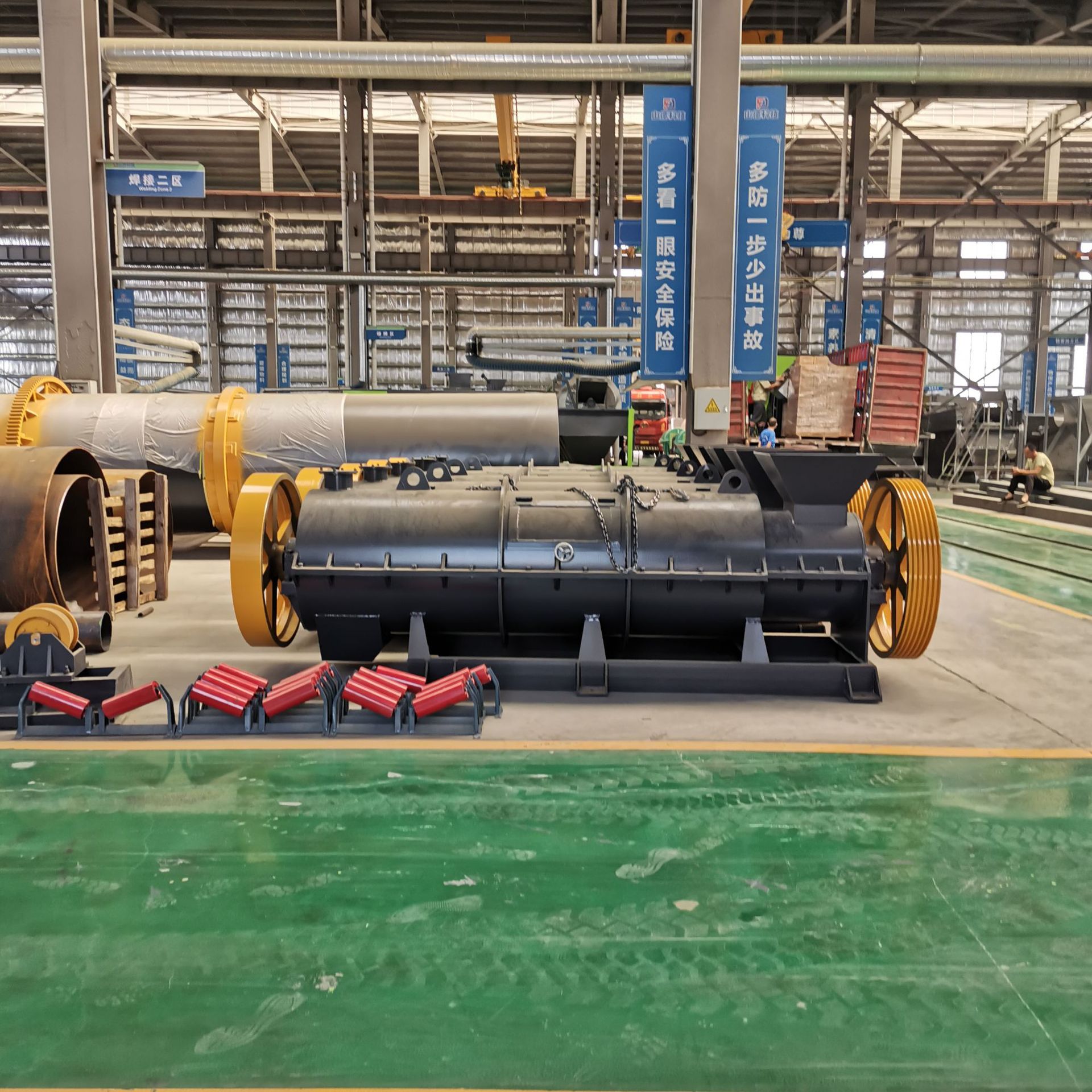 小型颗粒有机肥生产线 复混肥制粒机湿法离心造粒设备 搅齿造粒机