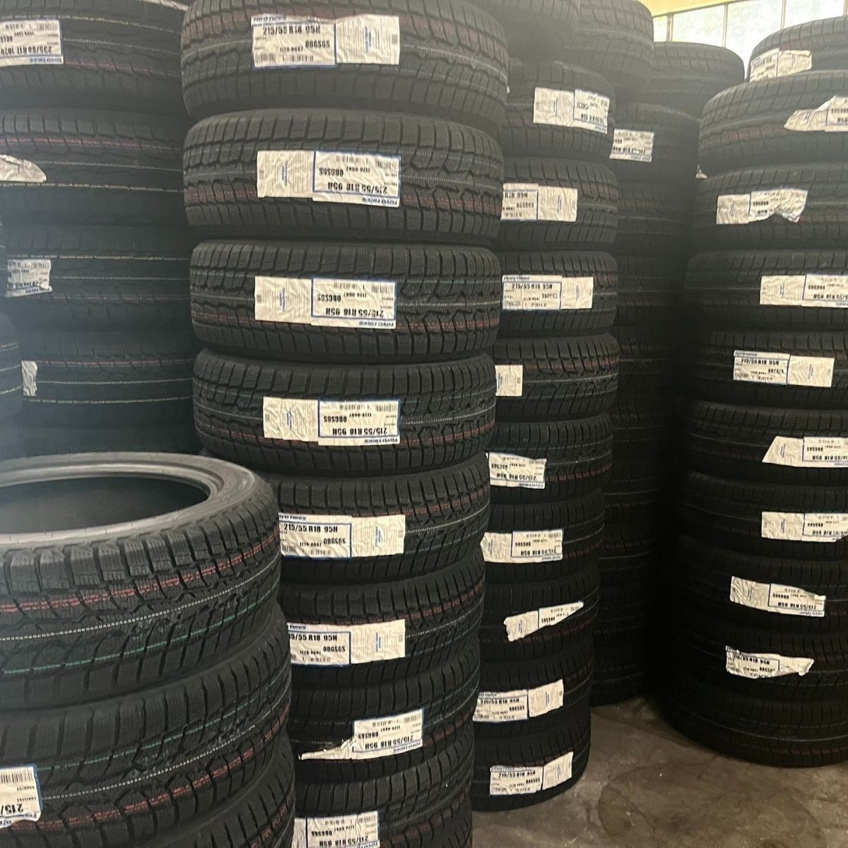 Tires Imported from East Asia for Snow Conditions 255/50R20 Ideal One Teramont Byd Tang Vv7 Nio Es6