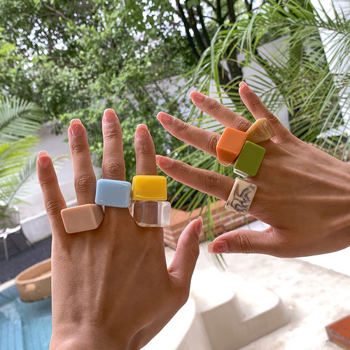 European and American cross-border trendy colorful acrylic ring, fashionable and simple geometric square wide-brimmed resin ring