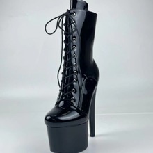 黑色漆皮17厘米高跟欧美风格时装女靴T台走秀钢管舞靴