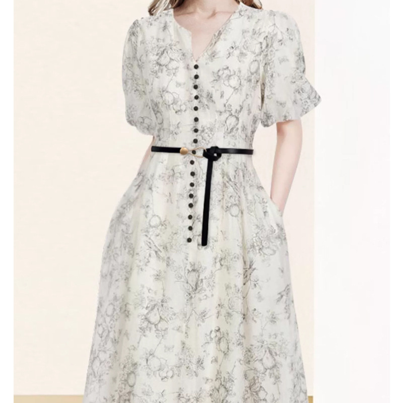 (Mới) Mã K3440 Giá 750K: Váy Đầm Liền Thân Dáng Dài Nữ Qienor Hàng Mùa Hè Họa Tiết Hoa Thời Trang Nữ Chất Liệu G02 Sản Phẩm Mới, (Miễn Phí Vận Chuyển Toàn Quốc).