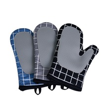 Anti-hot gloves square patchwork silicone1