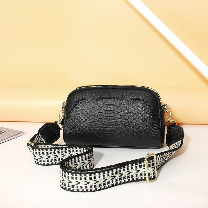 Genuine Leather Cross-border Women's Bag Wholesale Summer New Fashionable Simple Niche Shoulder Crossbody Bag Top Layer Cowhide Bag Genuine Leather Cross-border Women's Bag Wholesale Summer New Fashionable Simple Niche Shoulder Crossbody Bag Top Layer Cowhide Bag
