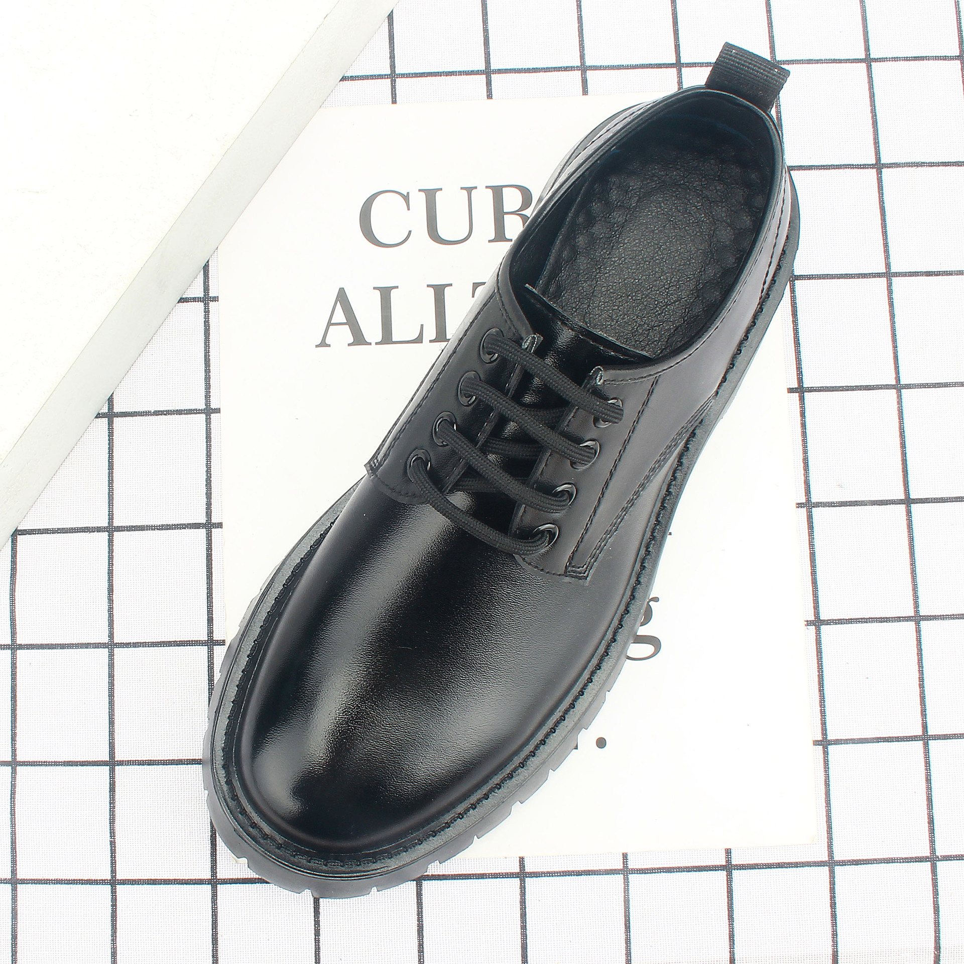 Ӣ�׷�Բͷ����ɫСƤЬ�п������ͷ����ѥ�Ͱ�۷糱����Ь381