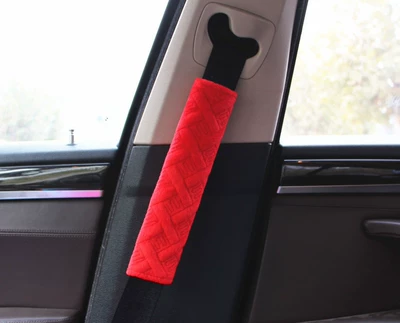 Cross-border automotive supplies: plush seatbelt shoulder pads, embroidered car shoulder covers, universal car shoulder pads for all seasons (Seat belt shoulder pad) - chinese-red