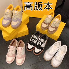 高バージョンf家宋祖児と同じレジャー運動板靴女性秋冬新作レトロ百合徳訓靴女性