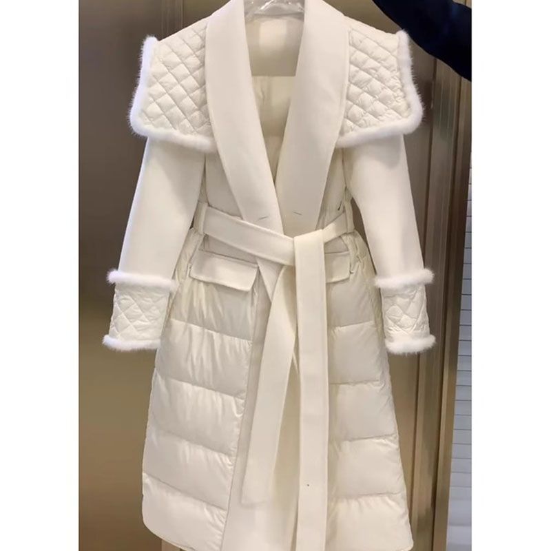 冬季新款女欧货白鸭绒小香风设计长款加厚保暖收腰高级感羽绒批发