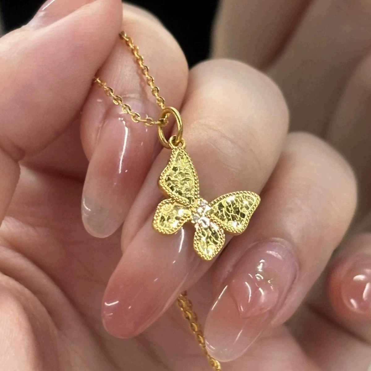 X2283 Gold~ Explosive Butterfly Pendant Necklace