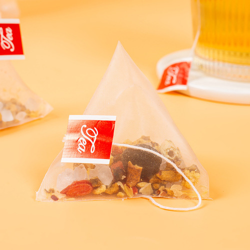 Small hanging pear soup, ready to drink without cooking, silver fungus, fresh reed root, red dates, goji berries, lily bulb, pear tea, factory wholesale and distribution