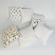 米白色ins风圣诞抱枕毛绒亮片刺绣装饰工作靠枕办公室护腰靠垫