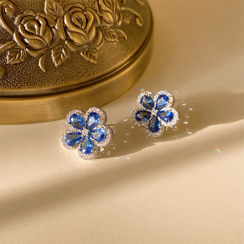 Aguja de plata azul aretes de flor de zircón estilo ligero de lujo estilo alto collar nuevo aretes al por mayor image 7