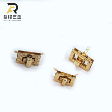 箱包五金配件 DIY方形插锁 拧锁 金色插脚小方锁 包锁扣配件现货
