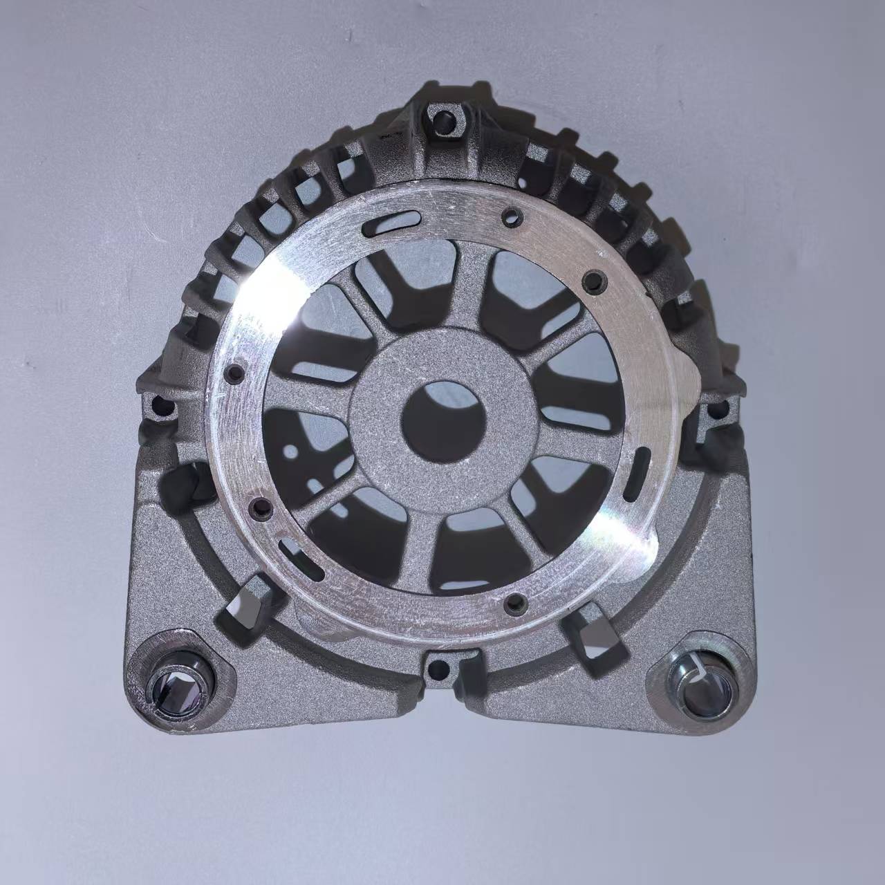 Sinotruk Aowei Jiefang J6J7 Series Generator Regulator Voltage Stabilizer 2910Bgj Automotive Parts Electronics