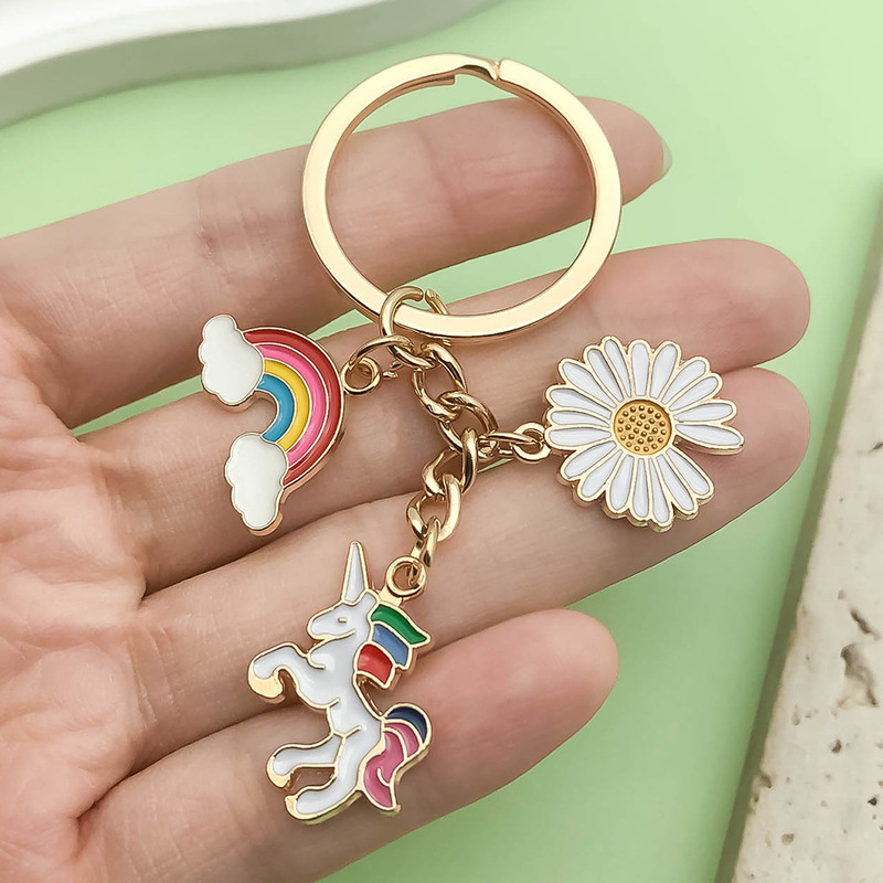Cartoon Rainbow Unicorn Daisy Keychain Pendant Oil Dropping Alloy Small Carriage Key Chain Cute Bag Hanging Ornaments