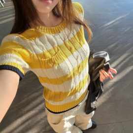 撞色条纹贴袋圆领短袖针织衫女春夏季休闲风修身显瘦套头上衣
