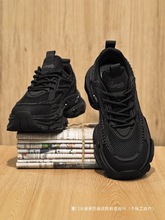 Ь2025¿ļʿϵ߼e|\ӳЬ＾