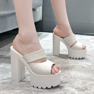 �߸�Ь14CMҹ���Ըз�ˮ̨�ָ���Ь�W���L����Ůģ������Ь�ļ�