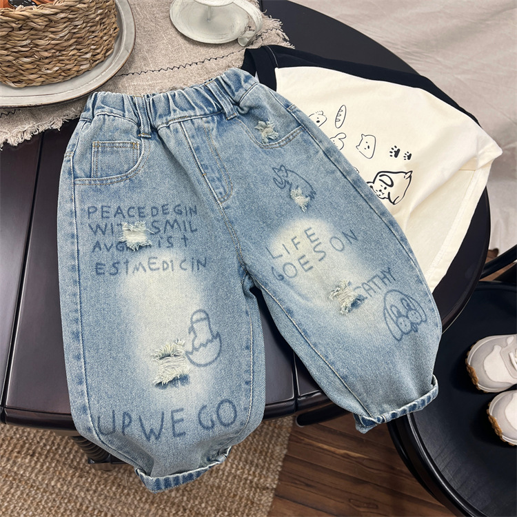 Blugi pentru copii, primăvară și bebeluși la modă pentru toamnă, versiune coreeană, model graffiti cu picior drept pentru băieți._voghion.com