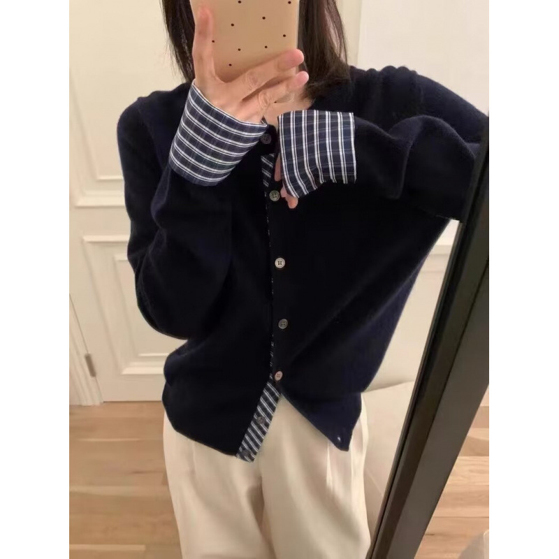 Fake coreano de dos piezas de diseño casual de moda universal suéter blanco delgado cardigan