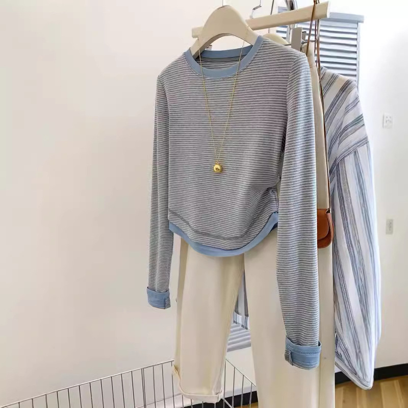 Early Autumn Fake Two-piece Contrast Color Striped Long-sleeved T-shirt Women's Base Shirt Irregular Design Sense Shoulder Short Top Early Autumn Fake Two-piece Contrast Color Striped Long-sleeved T-shirt Women's Base Shirt Irregular Design Sense Shoulder Short Top