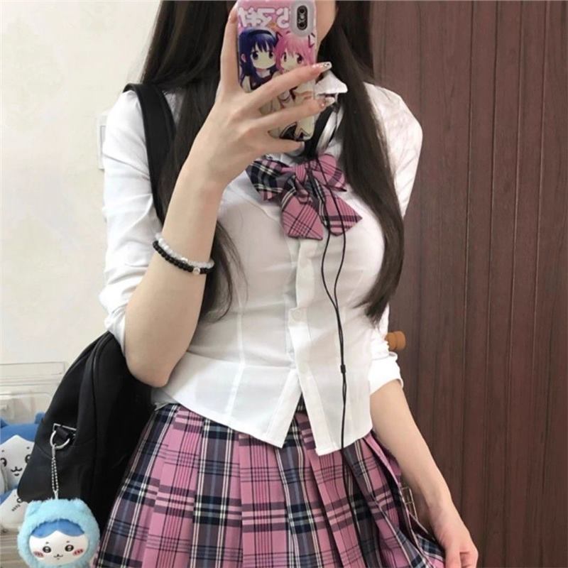 허리 긴소매 + 베리넥타이