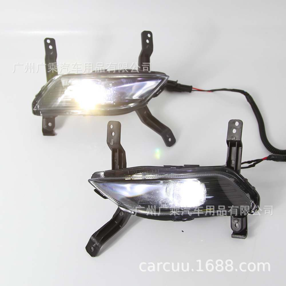 適用于19款現代聖達菲日行燈santa Fe日行燈 IX45LED日間行車燈