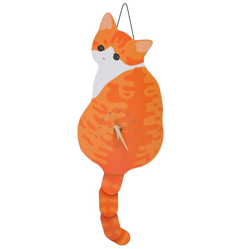 震え音が同じ揺れ尾猫掛け時計寝室掛け時計かわいいクリエイティブ猫時計はクリスマス元日の旧正月に備えている