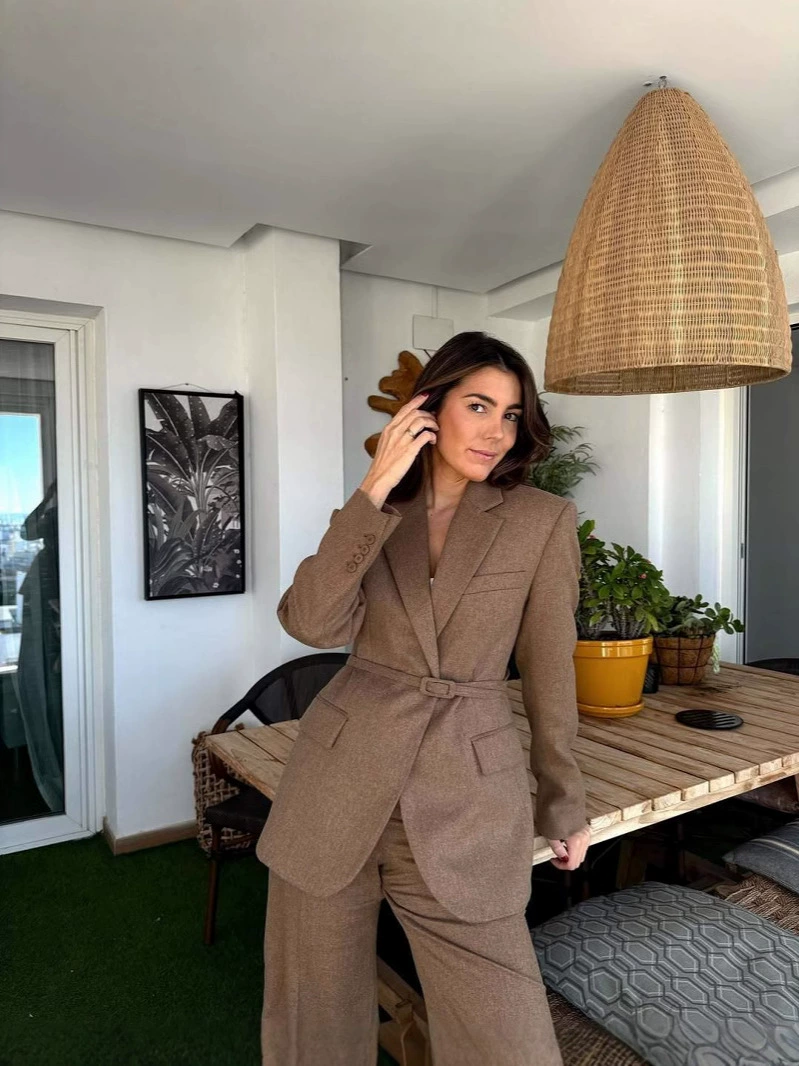 (Торговля через границу), коричневый лонгслив, костюм, модная куртка, slim fit