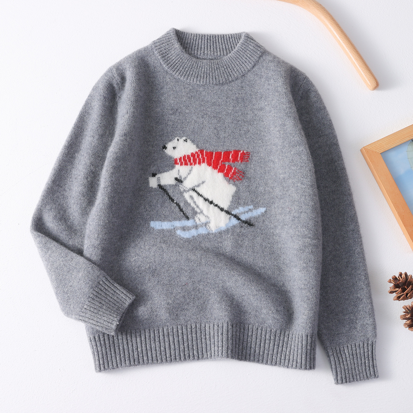 Boys' Cartoon Polar Bear Wool Sweater, Autumn/Winter New Style, High Neck Children's Sweater, Soft Knitted Base Layer for Boys and Girls