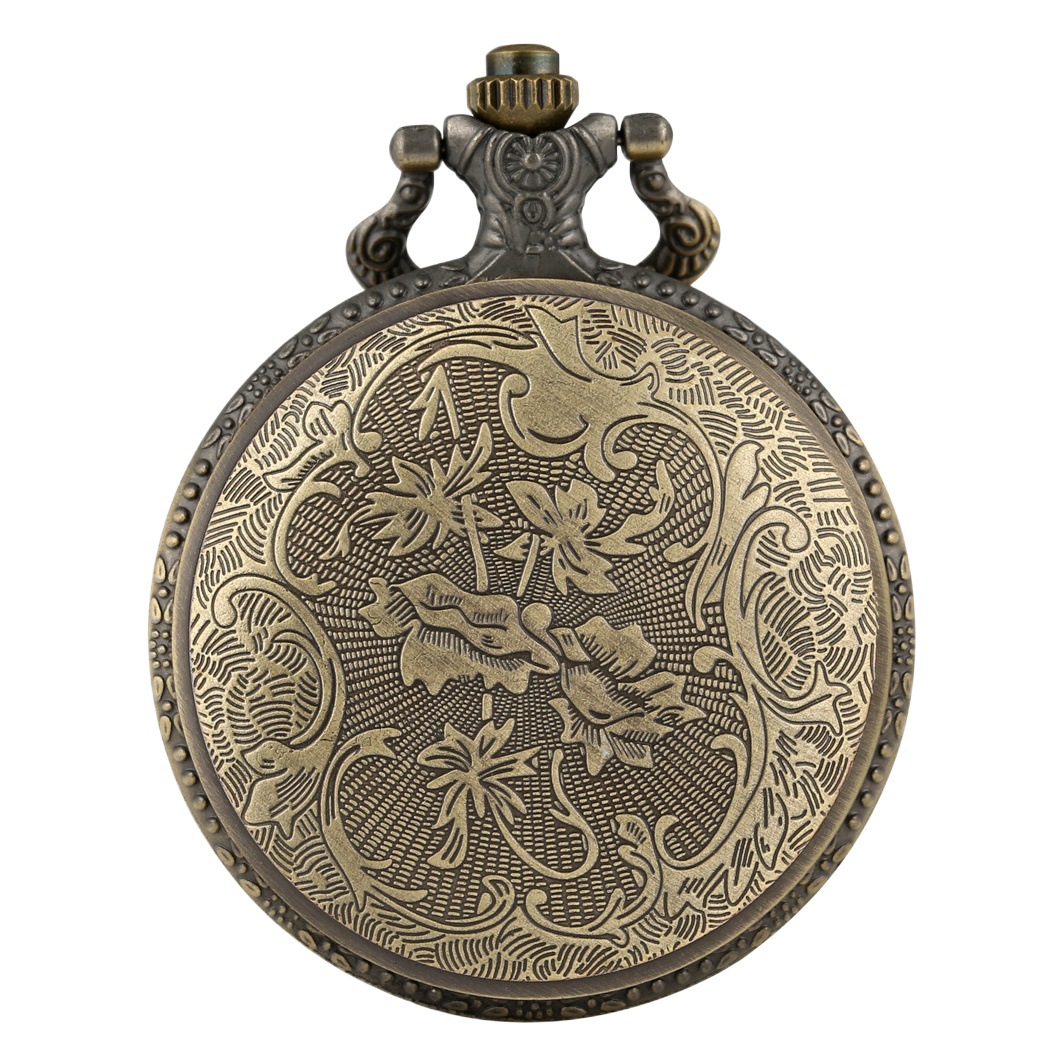 Cross-Border Hot-Selling Retro Roman Pocket Watch with Classic Patterns, European and American Necklace-Style Roman Pocket Watch with Roman Numerals
