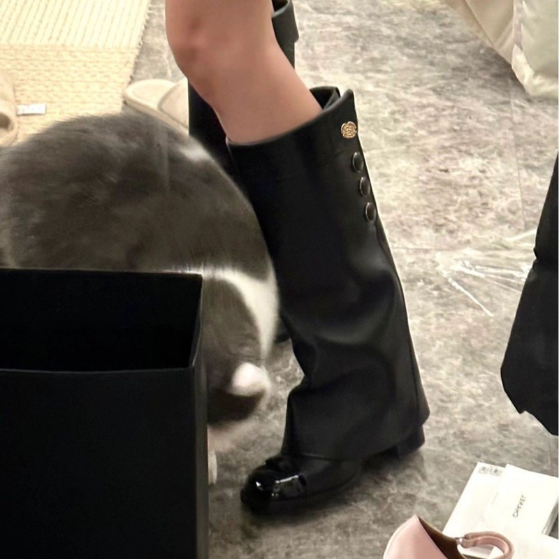 羊皮版~山茶花真皮粗跟骑士靴长靴女小香风高跟裤管长筒靴高筒靴|undefined